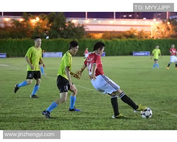 利勒斯与林茨的精彩对决揭示了足球战术的魅力与球队实力的较量